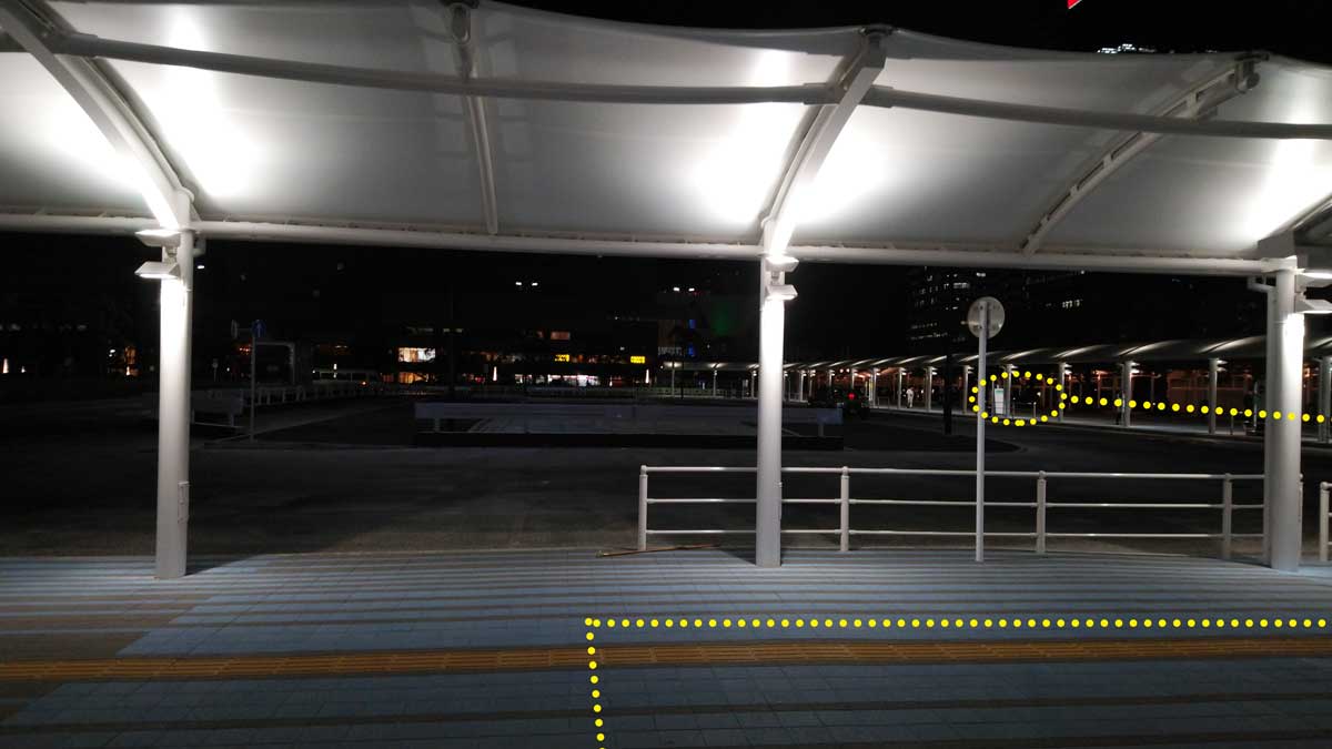 国際展示場駅の東九オーシャンフェリー無料送迎バス乗り場はロータリー右側
